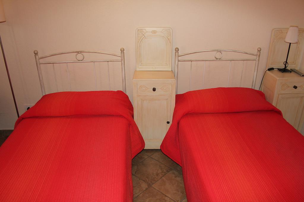 Hotel Porta Santa Maria Busca Buitenkant foto